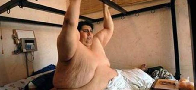Dünyanın en kilolu adamı öldü