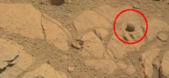 Curiosity Mars'ta top buldu