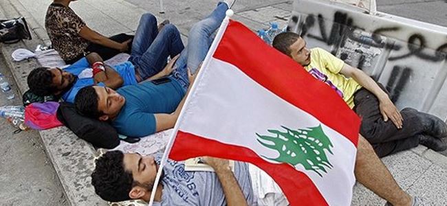 Lübnan'da açlık grevi yapanların sayısı 14'e çıktı
