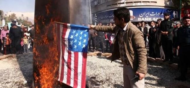 İran'da 'ABD'ye ölüm' sloganı kaldırılmayacak