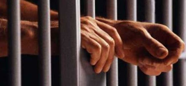 Güney’de iki Kıbrıslı Türk uyuşturucudan tutuklu