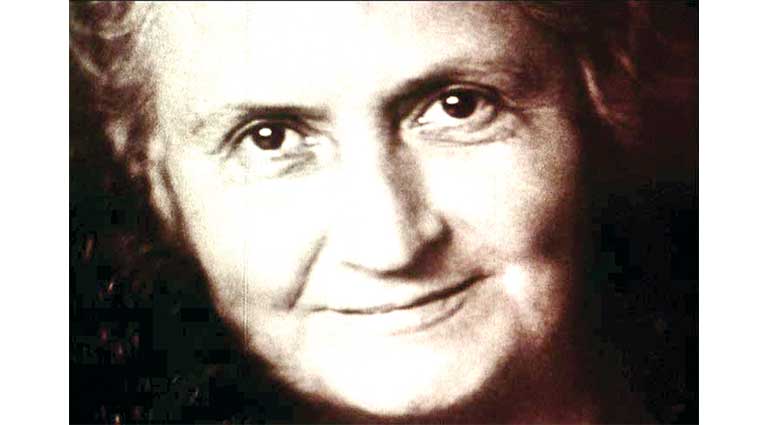MARİA MONTESORRİ 