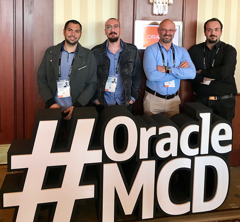 Creditwest yazılım ekibi, Oracle