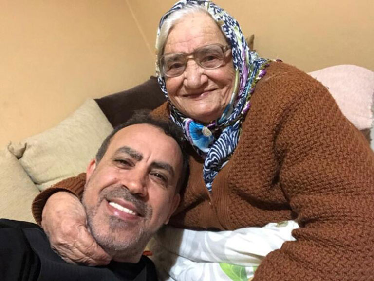 Haluk Levent, Sabriye Acil