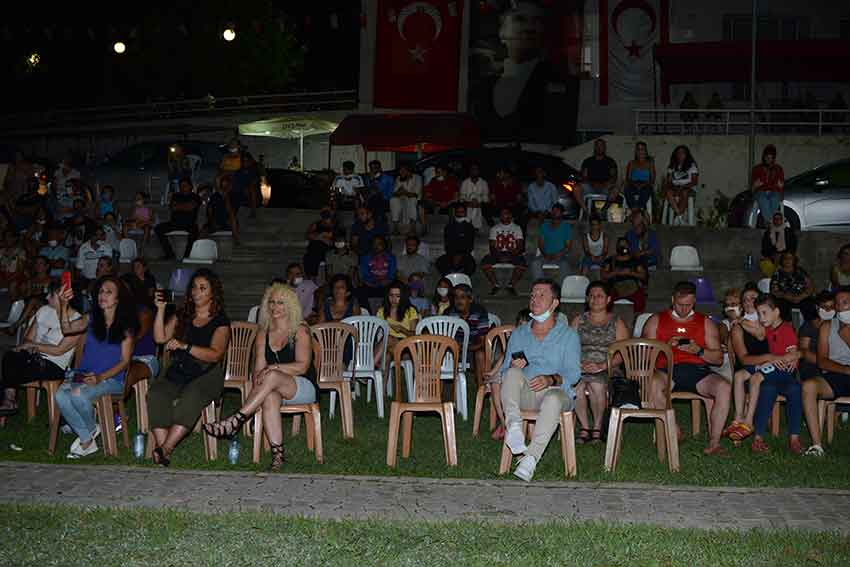 70’ler şarkıları Nostalji gecesi, Lefke’nin kurtuluşunun 46’nci yıl dönümü, Lefke Belediyesi, Grup SOS, Oral Timel, Derviş Yeşilada, Bahar Gökhan, Hüseyin Yücelten, Muhittin Yangın, Mehmet Kaynak, Vasfiye Çakırtaş, Hasan Cemhünal, Mehmet Zeyin, Ayhan Başkal, Eda Girgin, Hakan Yazıcıoğlu, Mustafa Alpakon, Sidar Karakuş, Arif Edizer, Ahmet Ced, Ayşe Nur Aydın, Örge Volkan, Belgin Ceylangüden, İbrahim Şevki,