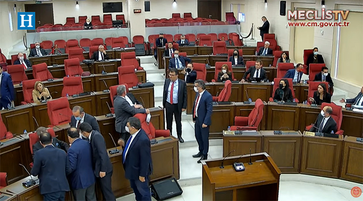 Erhan Arıklı sözlü kavga