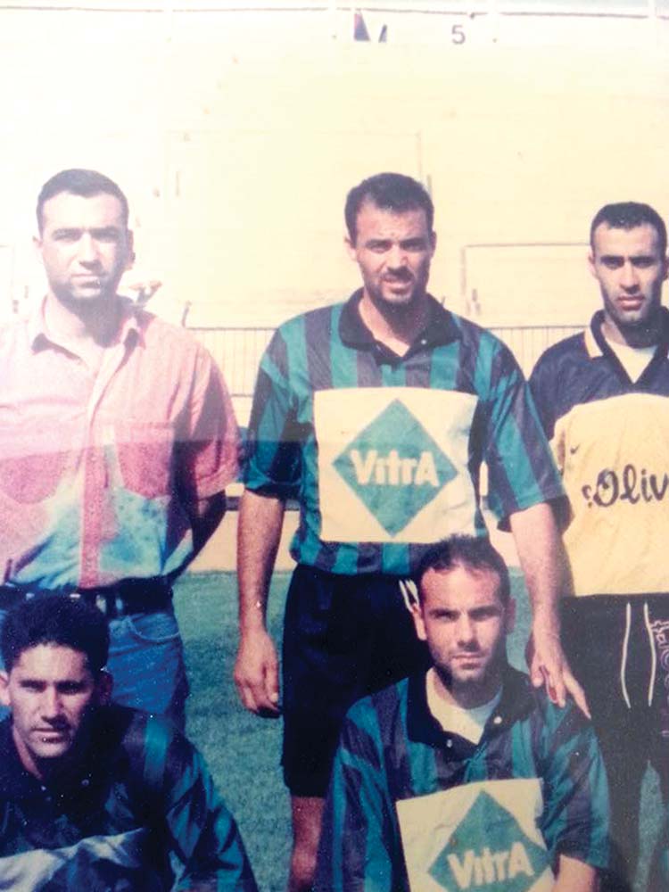 Akay Aşina