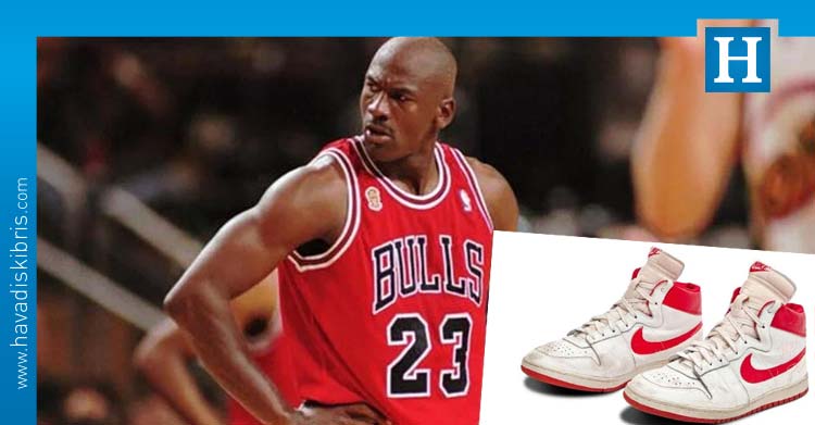 Michael Jordan’ın giydiği spor ayakkabılar rekor fiyata satıldı