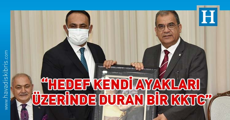  Başbakan Faiz Sucuoğlu, hükümetin, ekonomik olarak kendi ayakları üzerinde duran bir KKTC hedefine konsantre olduğunu vurguladı.