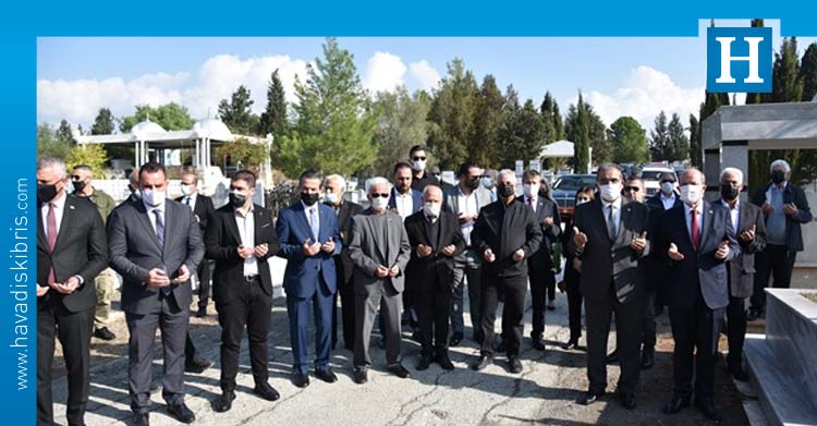 Ulusal Birlik Partisi (UBP) eski Genel Sekreteri ve eski bakan Salih Miroğlu, Lefkoşa’da kabri başında düzenlenen törenle anıldı.