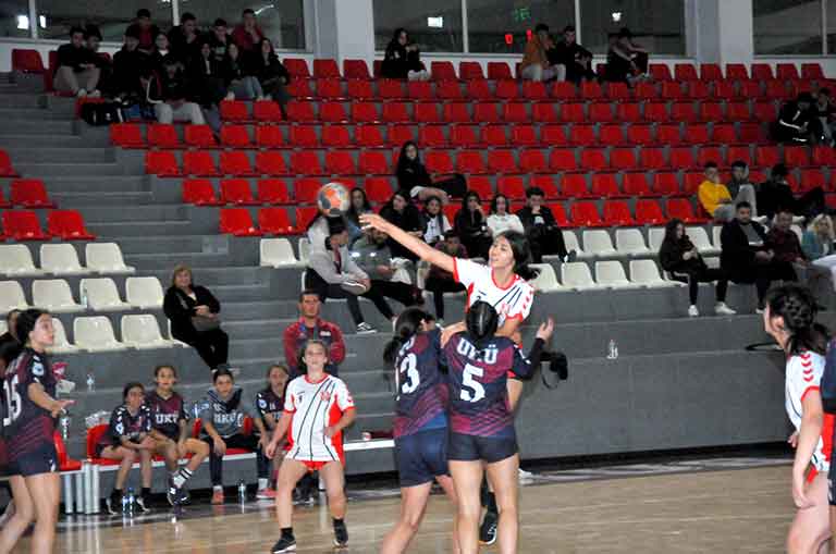 Hentbol u18 kadınlar-ligi