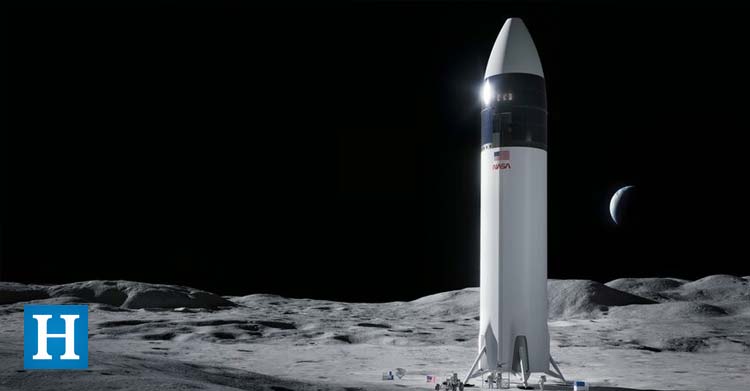 NASA, Ay'a insan gönderme programı Artemis-3 misyonunun daha sonraki aşaması için SpaceX ile rekabet sağlamak için astronotları Ay yüzeyine taşıyacak ikinci bir iniş aracının geliştirilmesini destekleyeceğini açıkladı.