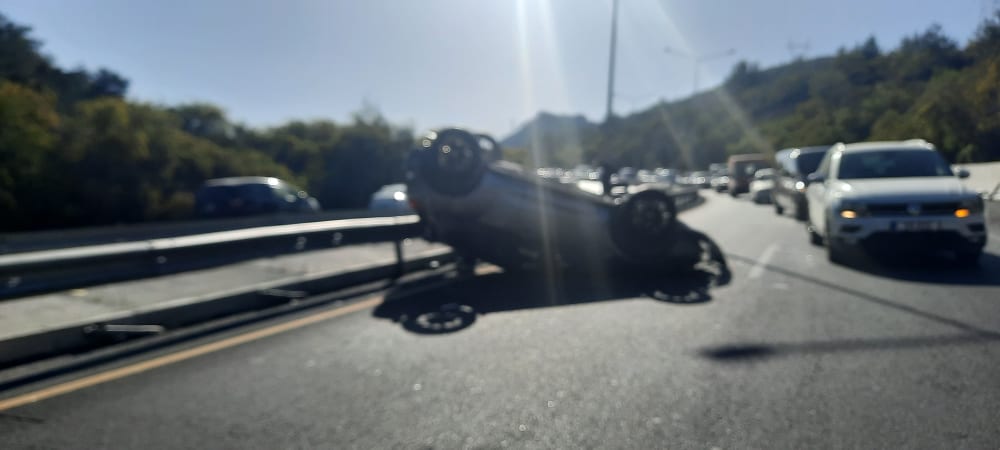 Kaza nedeniyle trafik aksadı