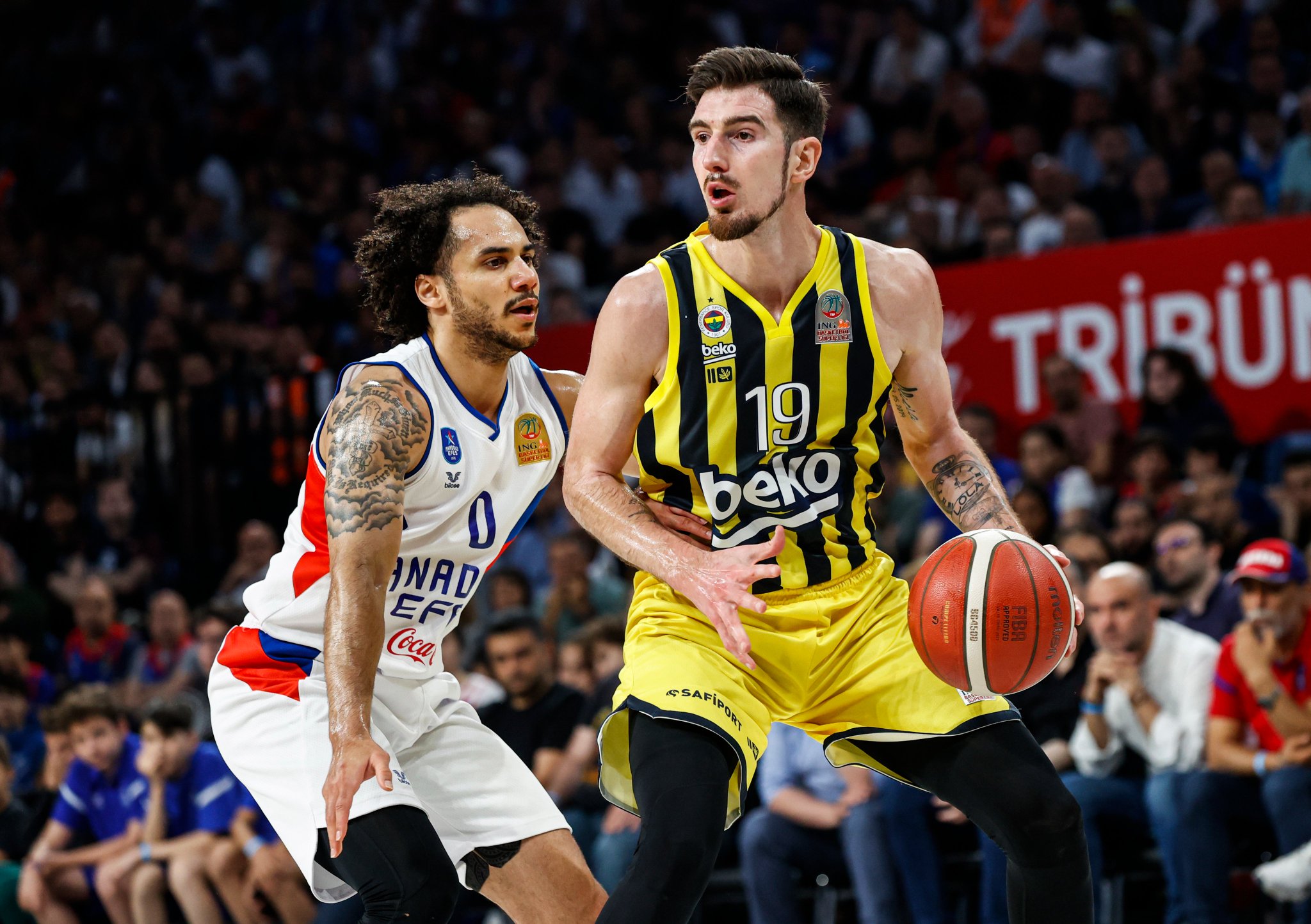 ING Basketbol Süper Ligi’nde sezonun şampiyonu Fenerbahçe oldu.