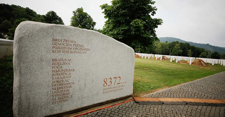 Srebrenitsa soykırımı