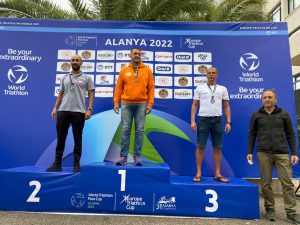 Triatletlerimiz 31.Alanya Triatlonu’nu başarıyla tamamladı