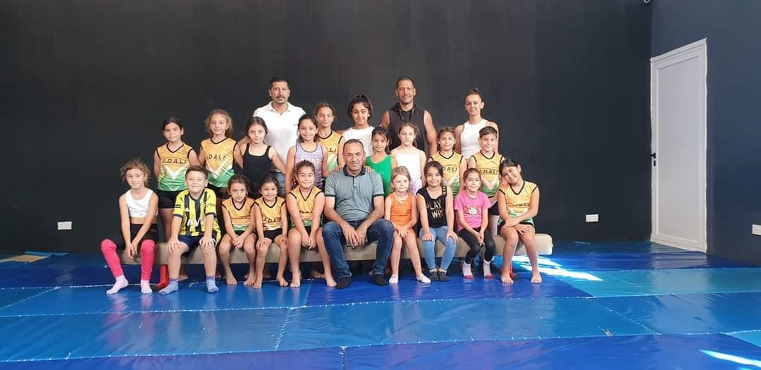 Lapta’da çocuklar cimnastikte gelişiyor