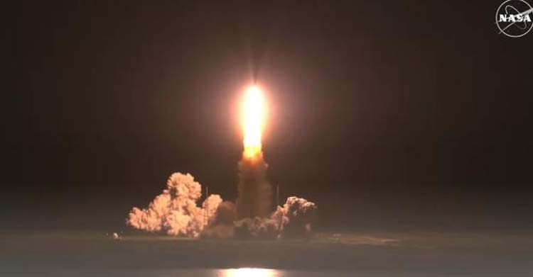 NASA, Artemis 1 roketini fırlattı