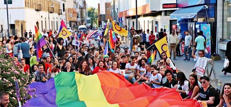 Kuir Kıbrıs Derneği’nin LGBTİ+ ailelerine yönelik toplantısı 24 Ocak’ta yapılacak