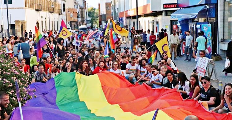 Kuir Kıbrıs Derneği’nin LGBTİ+ ailelerine yönelik toplantısı 24 Ocak’ta yapılacak