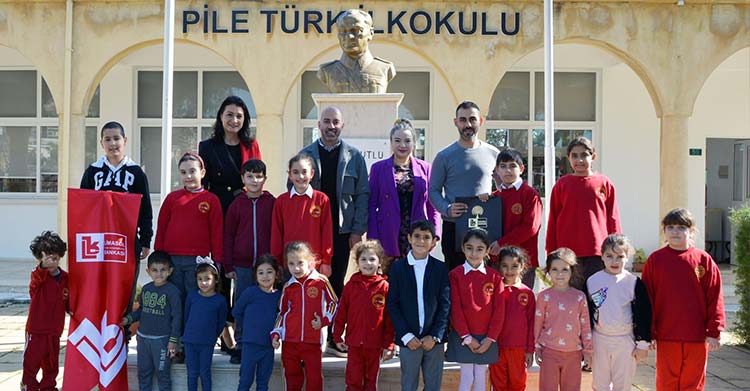Limasol Bankası, Sesli Kitap projesi kapsamında Pile Türk İlkokulu’ndaki öğretmen ve öğrenciler ile bir araya geldi...