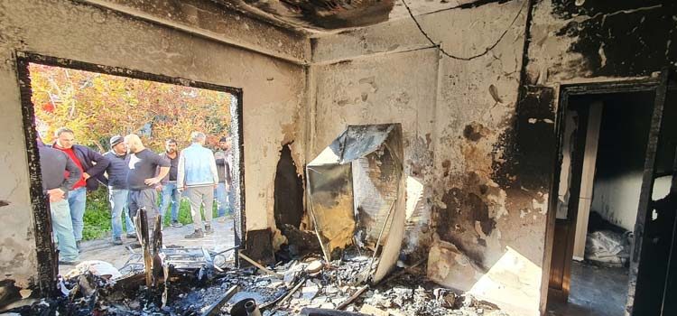 Çatalköy’de bir evin ambarında çıkan yangında bazı eşyalar zarar gördü.