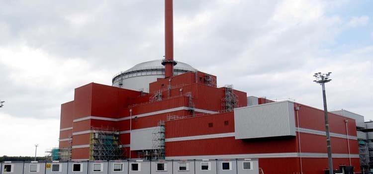 Avrupa'nın en büyük nükleer reaktörü Finlandiya'da elektrik üretmeye başladı