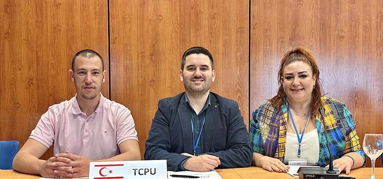 Kıbrıs Türk hekimler sendikası (TIP-İŞ) ülkedeki kamu hekimlerini temsilen, İspanya’nın Mallorca adasındaki Palma şehrinde 4-6 Mayıs tarihlerinde düzenlenen FEMS (Avrupa Maaşlı Hekimler Federasyonu) genel kuruluna katıldı.