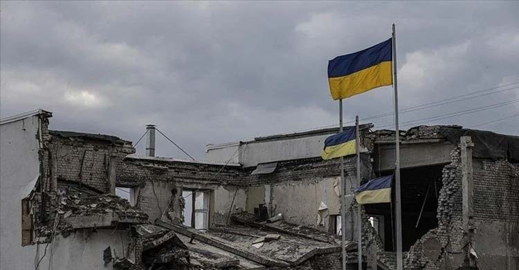 Ukrayna'nın başkenti Kiev'e yönelik bu sabah Rus ordusu tarafından hava saldırısı gerçekleştirildiği bildirildi.