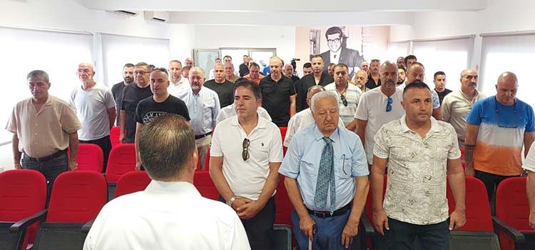 Sertoğlu, Kulüpler Birliği başkanlığına seçilen Karavezirler'i kutladı