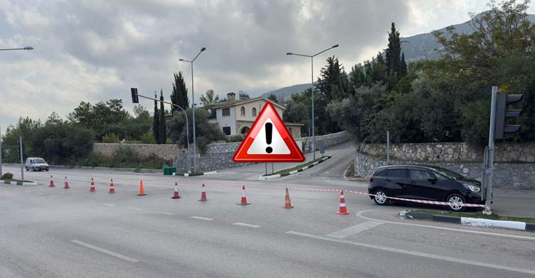 Polis sürücüleri Girne Eziç kavşağında gerçekleştirilecek trafik ışıkları konusundaki çalışma nedeniyle uyardı.