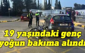Lefkoşa’da Bedrettin Demirel Caddesi'nde araba ile motosikletin çarpıştığı kazada 19 yaşındaki Sami Sevinç ağır yaralandı.