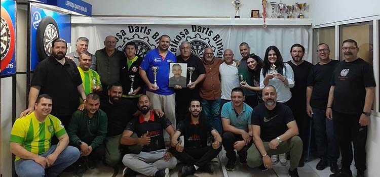 Mehmet Çocuk darts turnuvası şampiyonu Murat Çınaroğlu oldu