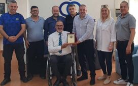 KKTC Fenerbahçeliler Derneği, Kıbrıs Türk Ortopedik Özürlüler Derneği’ni ziyaret etti