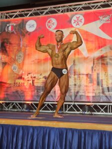 Halter ve Vücut Geliştirme Federasyonu milli takım sporcuları Tugay Mayın ve Lilia Sinekçi, Malta’da düzenlenen IFBB Uluslararası Akdeniz Vücut Geliştirme ve Fitness Şampiyonası’nda önemli başarılar elde etti.