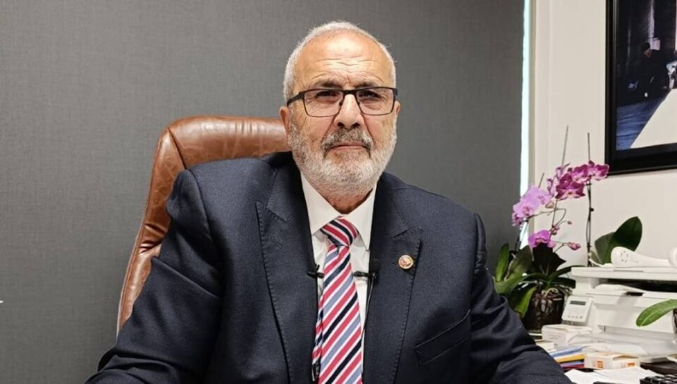 ahmet arkın