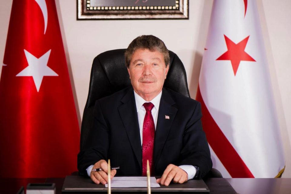 ünal Üstel