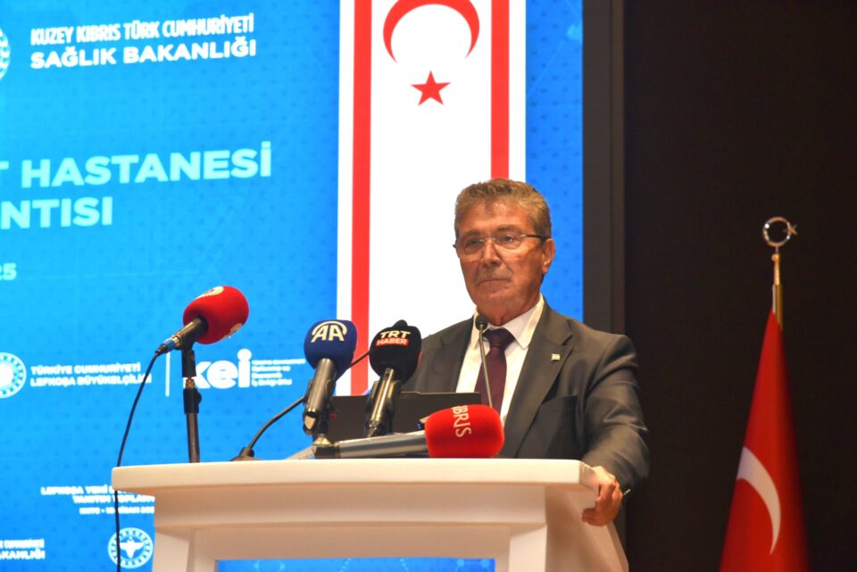 Ünal Üstel