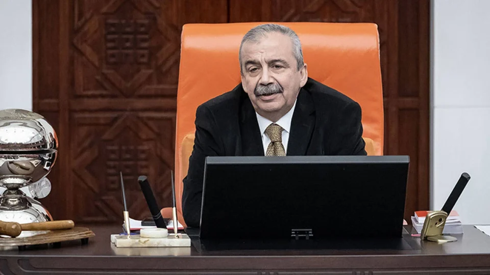 Sırrı Süreyya Önder