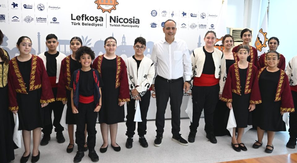 LBO Çocuk ve Gençlik Korosu