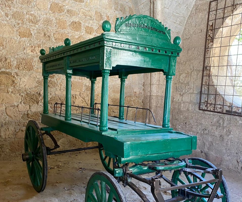 Tarihi Cenaze Arabası
