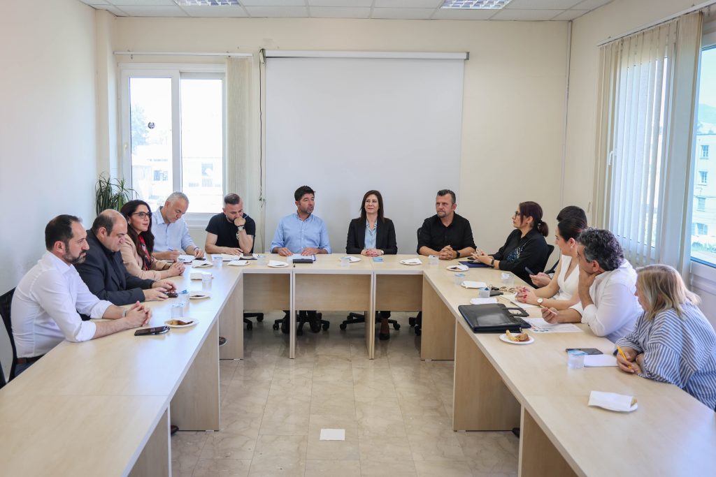 CTP heyeti bazı okulları ziyaret etti