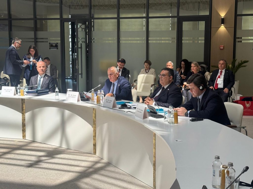 Bakan Çavuşoğlu, Türkistan'da "Türk Akademisi 8. Bilim Konseyi Toplantısı"na katıldı