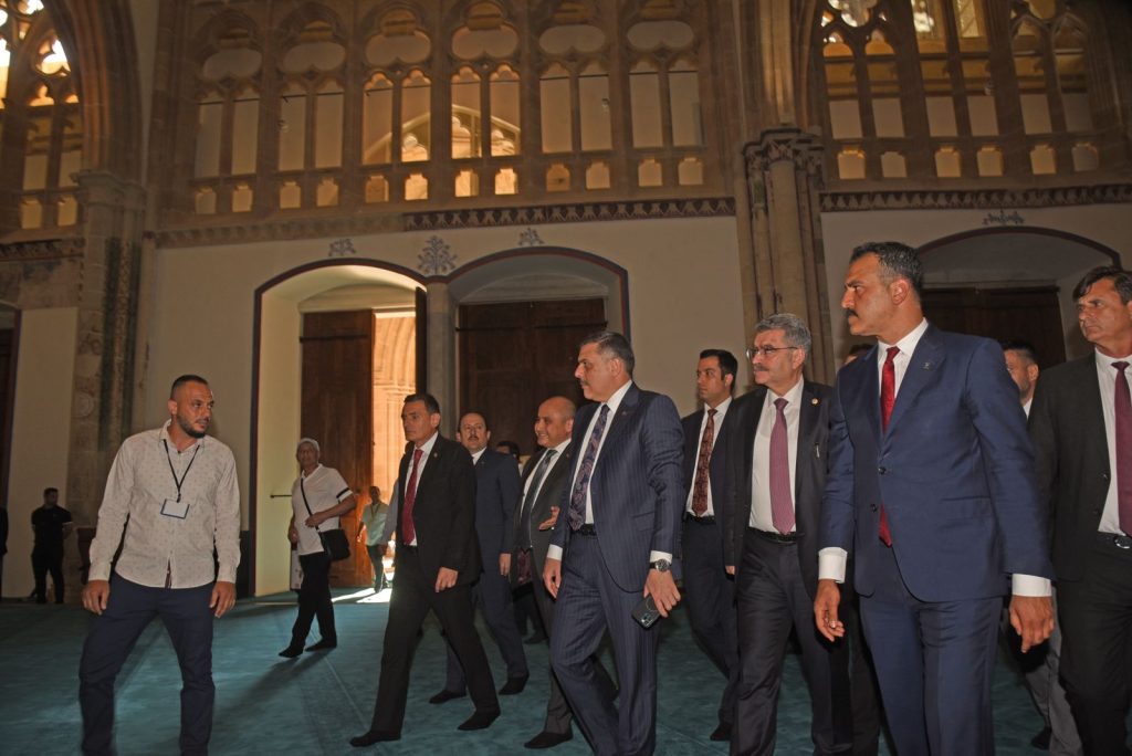 Oğuz ve Çiftçi, Selimiye Camisi’ni ziyaret etti