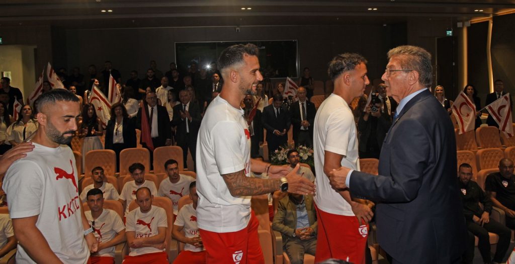 Üstel, CONIFA EURO 2026 şampiyonu KKTC A Milli Futbol Takımı’nı kabul etti: “Özlediğimiz başarı geldi”
