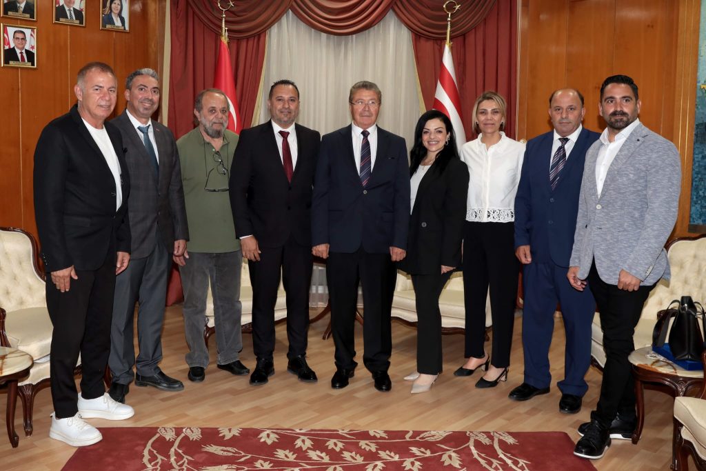 Başbakan Üstel KTSYD heyetini kabul etti