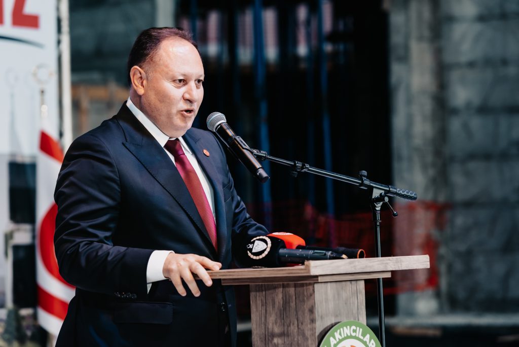 Değirmenlik Akıncılar Belediyesi’nin yeni hizmet binasının temeli törenle atıldı