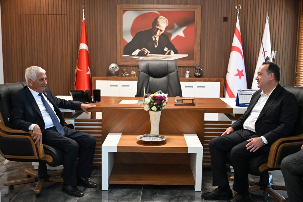 Manisa Büyükşehir Belediyesi'nden kardeş belediye Güzelyurt'a ziyaret