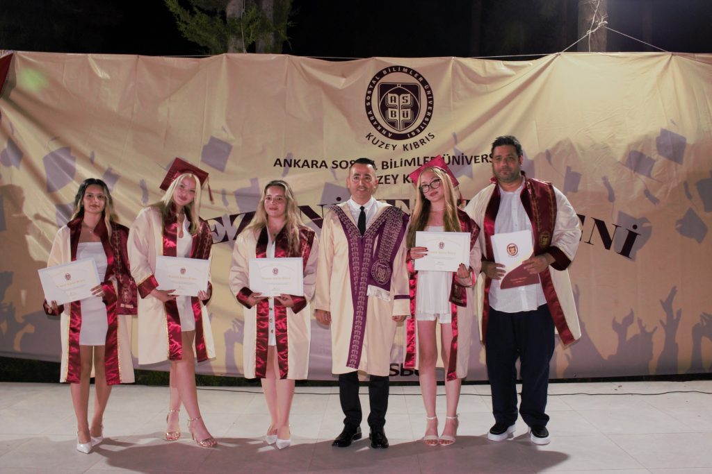 ASBÜ KKTC 2025–2026 Akademik Yılı Bahar Dönemi Mezuniyet Töreni yapıldı