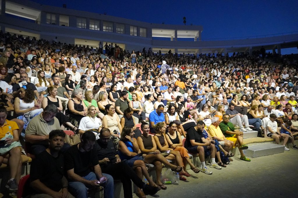 22. Kıbrıs Tiyatro Festivali’nde “Ahududu” sahnelendi